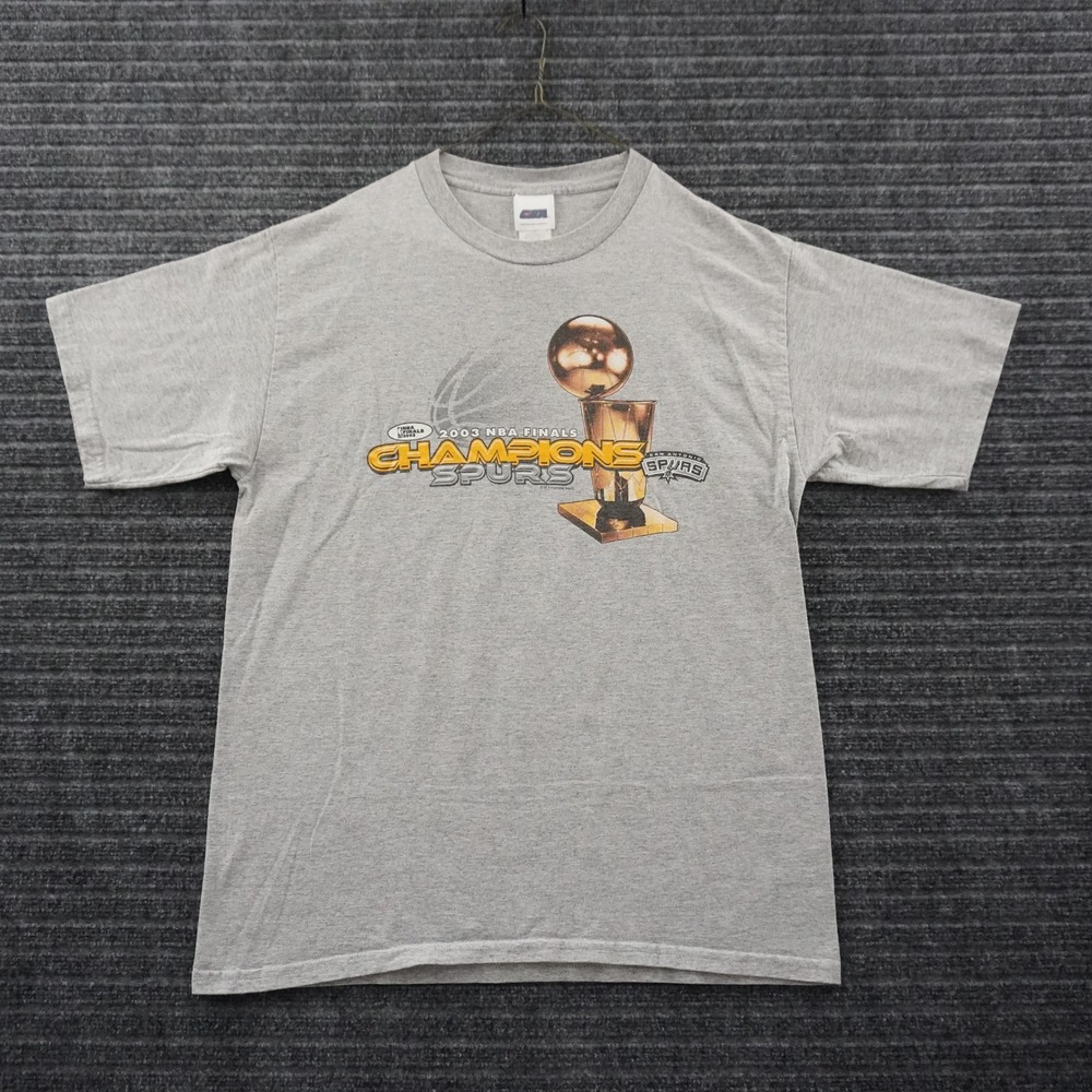 Vintage 00s CSA San Antonio Spurs 2003 NBA Champions T-Shirt Mens L Gray Graphic